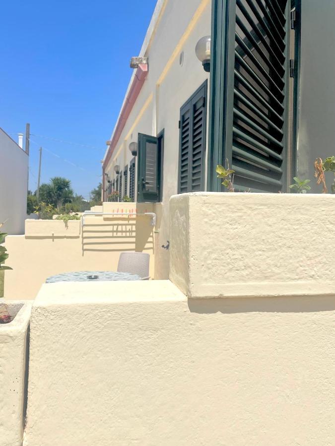 La Rondine Bed And Breakfast Uggiano La Chiesa Luaran gambar