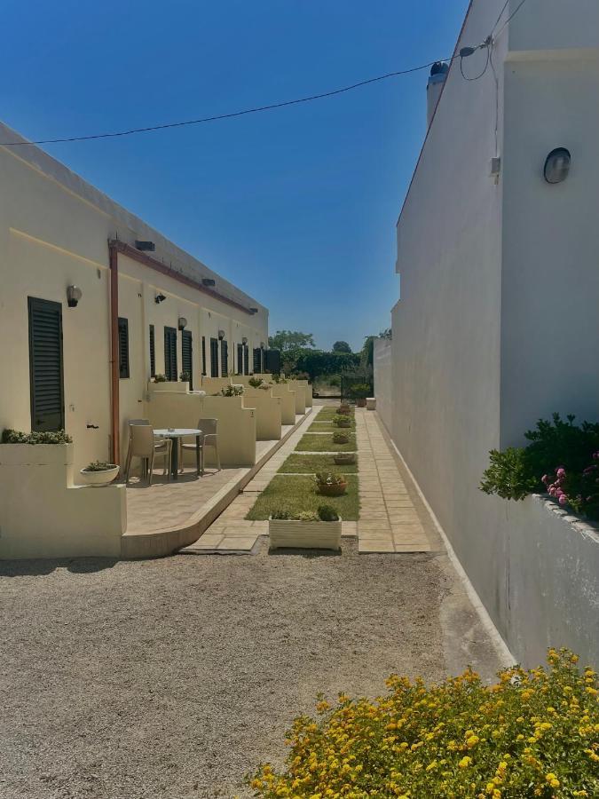 La Rondine Bed And Breakfast Uggiano La Chiesa Luaran gambar